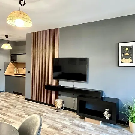 & Traky, Saint Vlas, улица черно море 12 Sveti Vlas