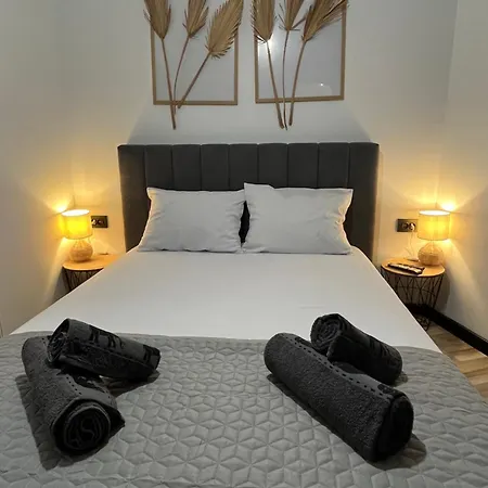 & Traky, Saint Vlas, улица черно море 12 * Sveti Vlas