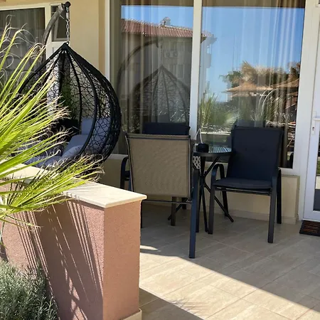 & Traky, Saint Vlas, улица черно море 12 Sveti Vlas