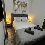 & Traky, Saint Vlas, улица черно море 12 *