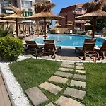 Apartman & Traky, Saint Vlas, улица черно море 12 *