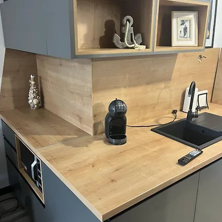 Daire & Traky, Saint Vlas, улица черно море 12 Sveti Vlas