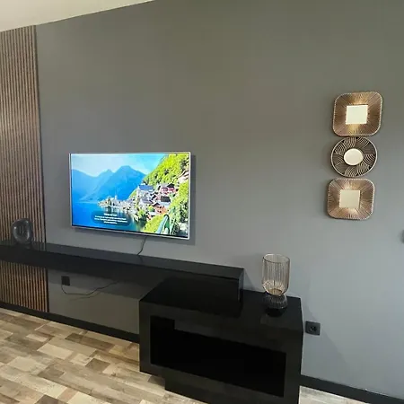 & Traky, Saint Vlas, улица черно море 12